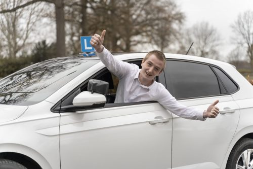 driving lessons eindhoven